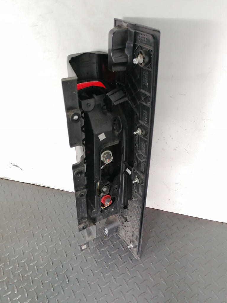 фото №10, Лампа лівий i правий задня renault trafic iii 265a64439r