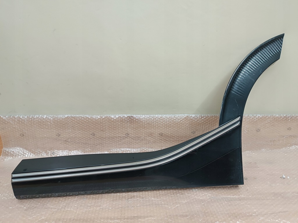 фото №1, Kia ev6 молдинг na дверь левая задняя задние 87733-cv100