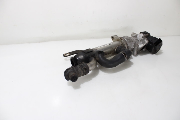 фото №1, Клапан egr рециркуляции выхлопных газов volvo s40 ii 2.0d