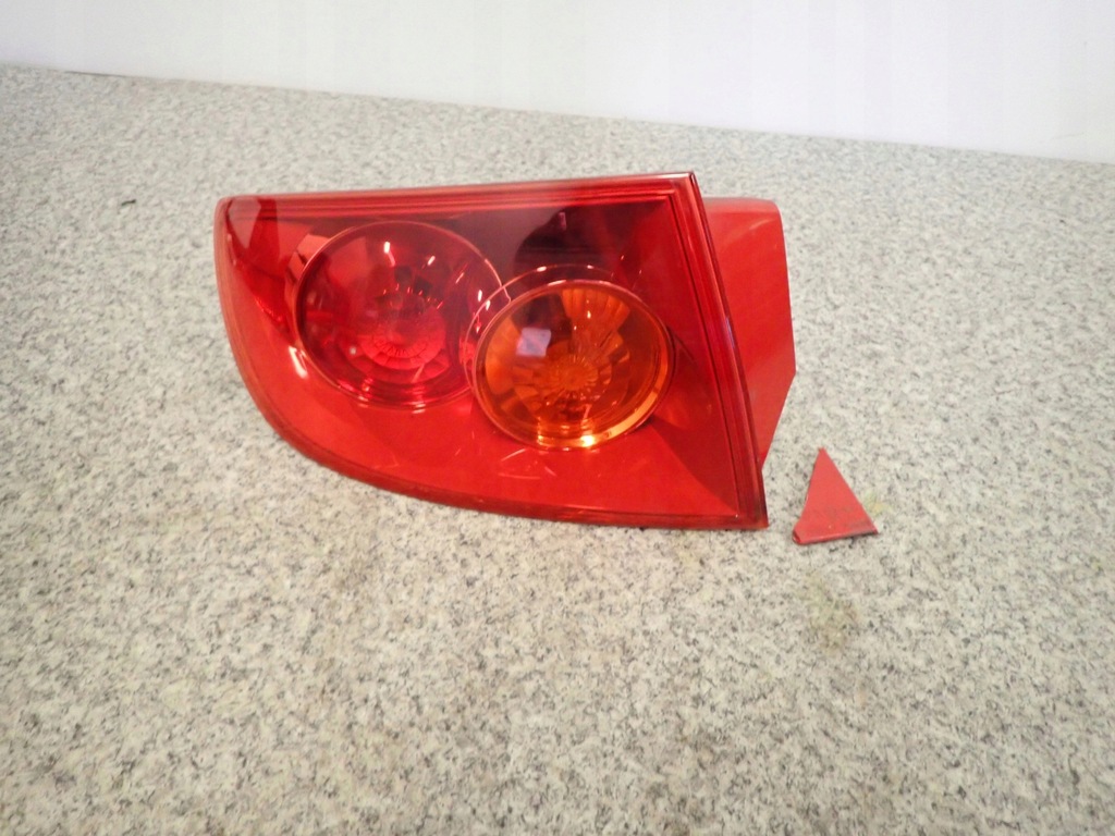 фото №1, Mazda 3 mazda3 03-05 sedan лампа задняя левая