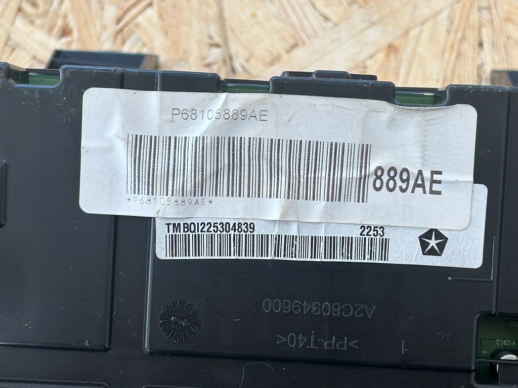 фото №5, Jeep cherokee kl 3.2 trailhawk 2014 usa лічильник прилади