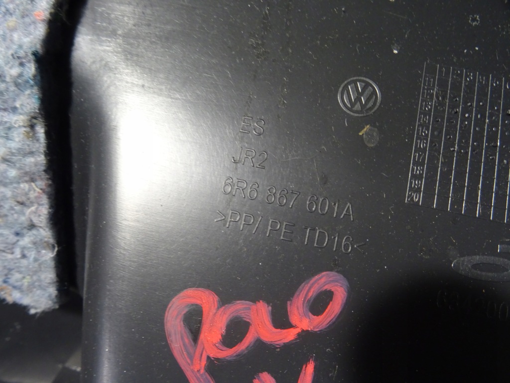 фото №8, Пластик захист кришки задня задня vw polo v 5 6c0 6c lift 14-17 6r6867601a