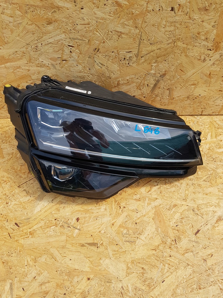 фото №1, Skoda karoq лампа правая перед full led