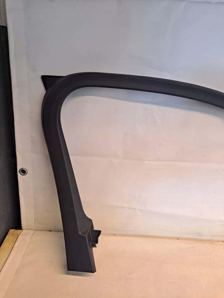 фото №4, Молдинг рамка двері лівий перед volvo xc40 31455061