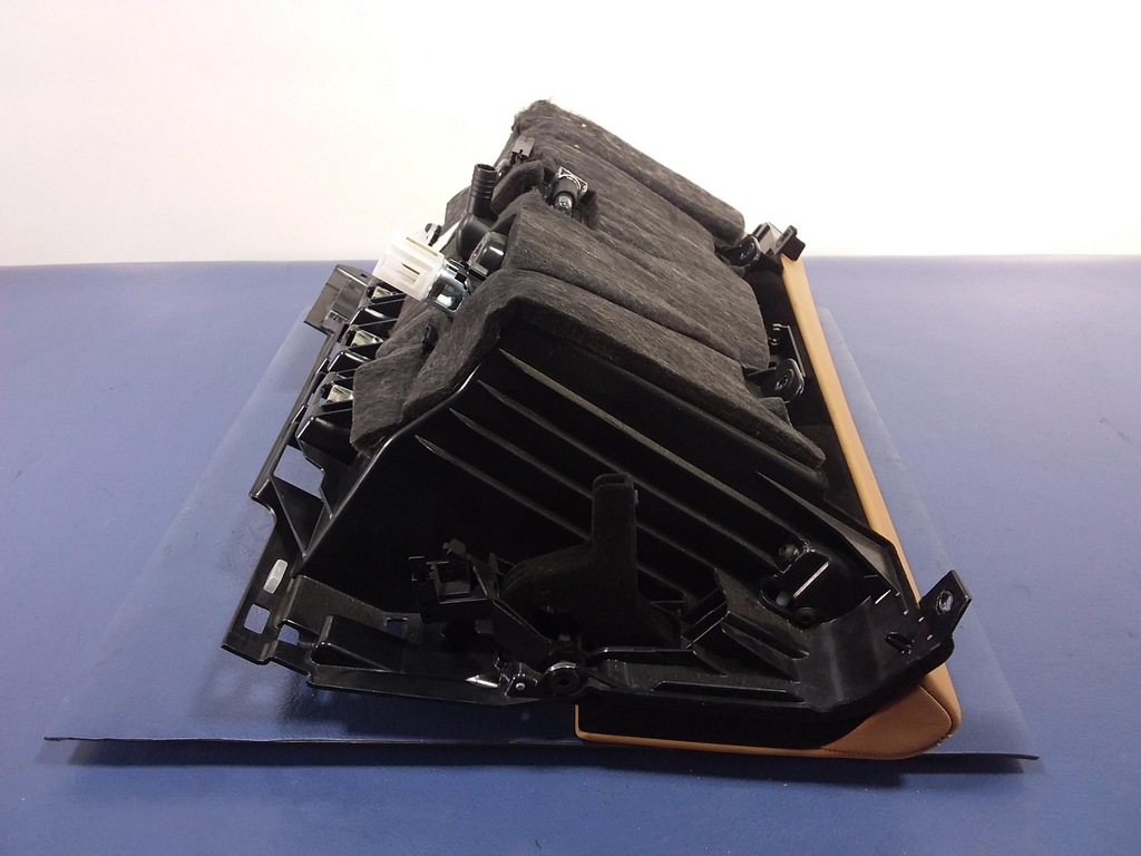 фото №6, Porsche panamera i 970 бардачок пасажира cognac