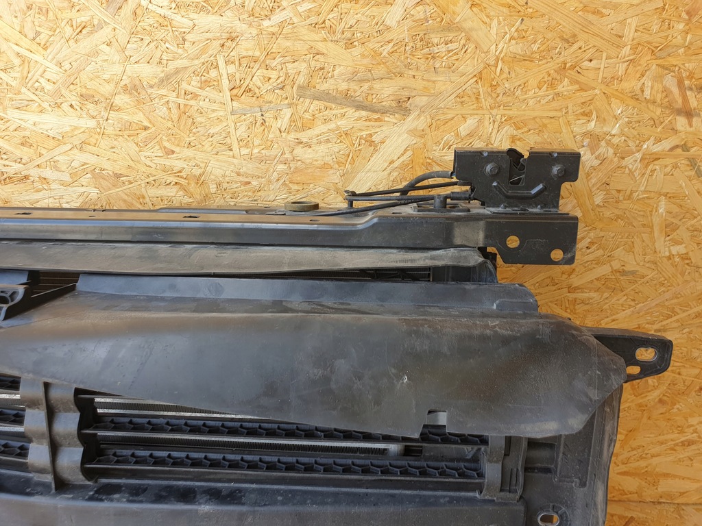 фото №8, Volvo xc40 pas передний радиатор 1.5 гибрид lift