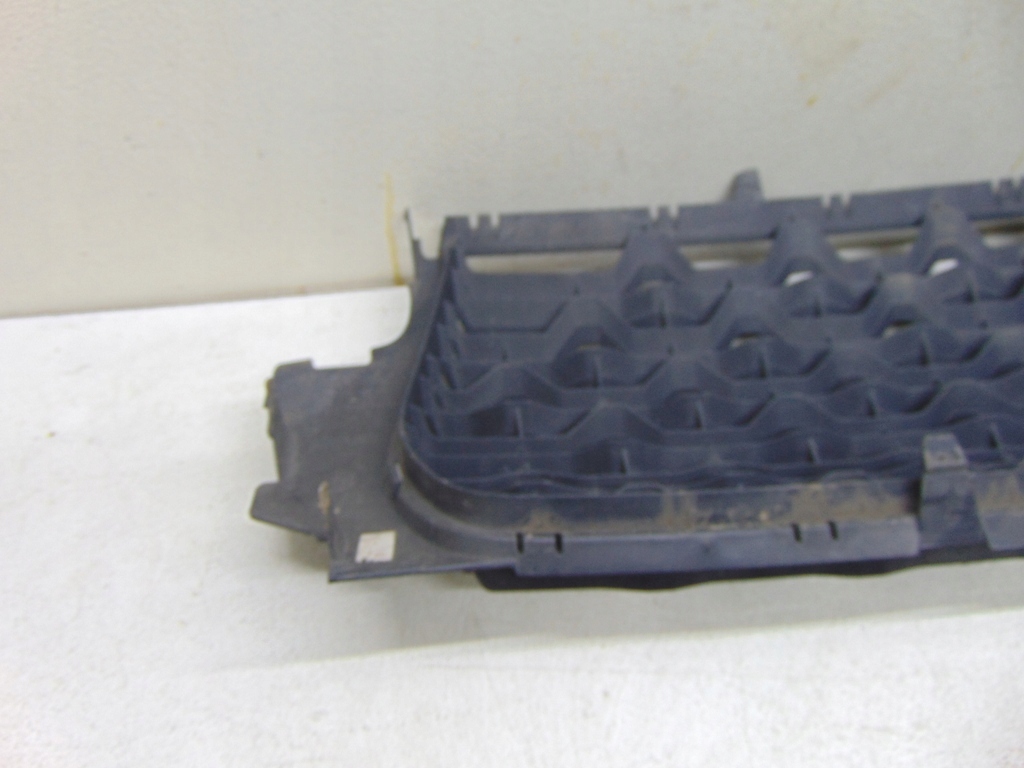 фото №7, Решётка радиатора решётка бампера средняя перед dacia duster ii 622544890r