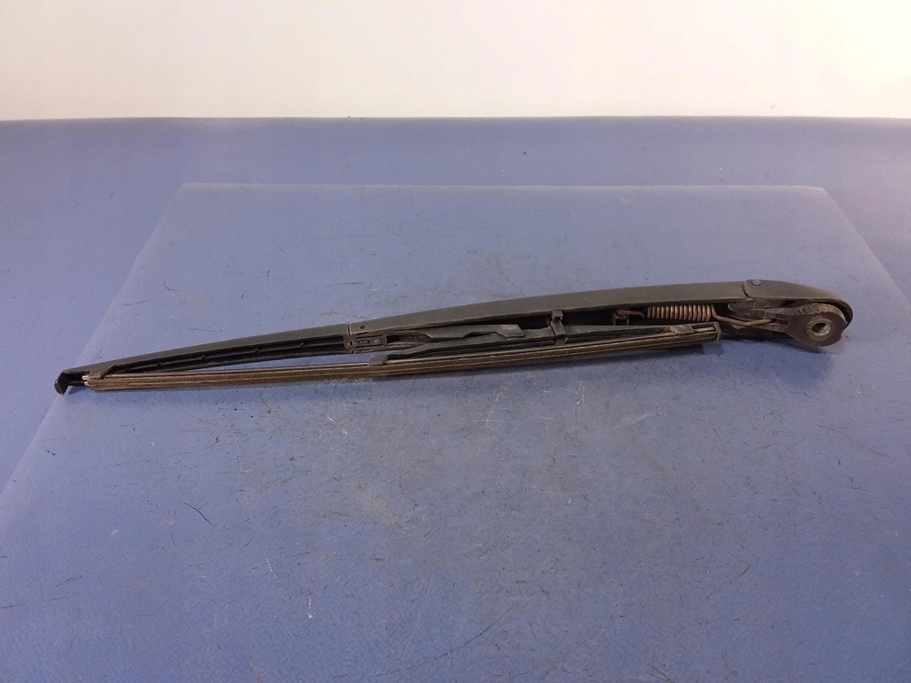 фото №2, Alfa romeo 159 kombi рычаг дворники задняя