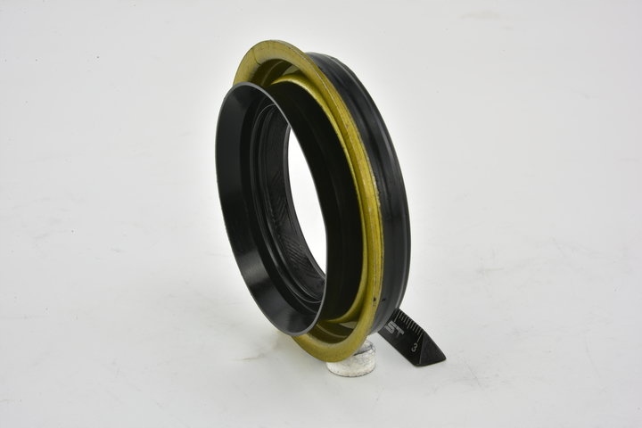 Купить Сальник полуось chrysler pacifica 03 -