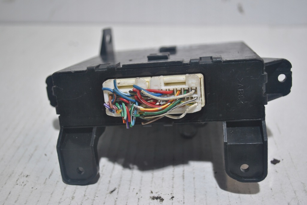 фото №5, Модуль комфорта subaru legacy v 177600-8463