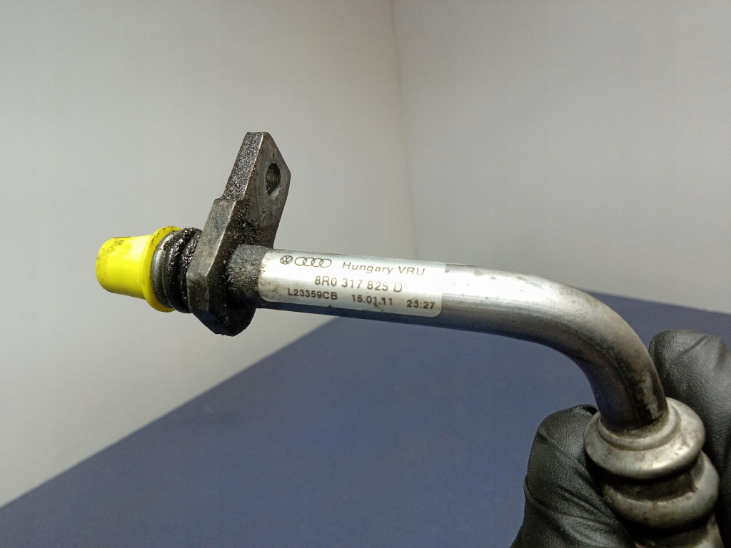 фото №6, Audi q5 i 8r 2.0 tdi шланг масляный коробки 8r0317825d