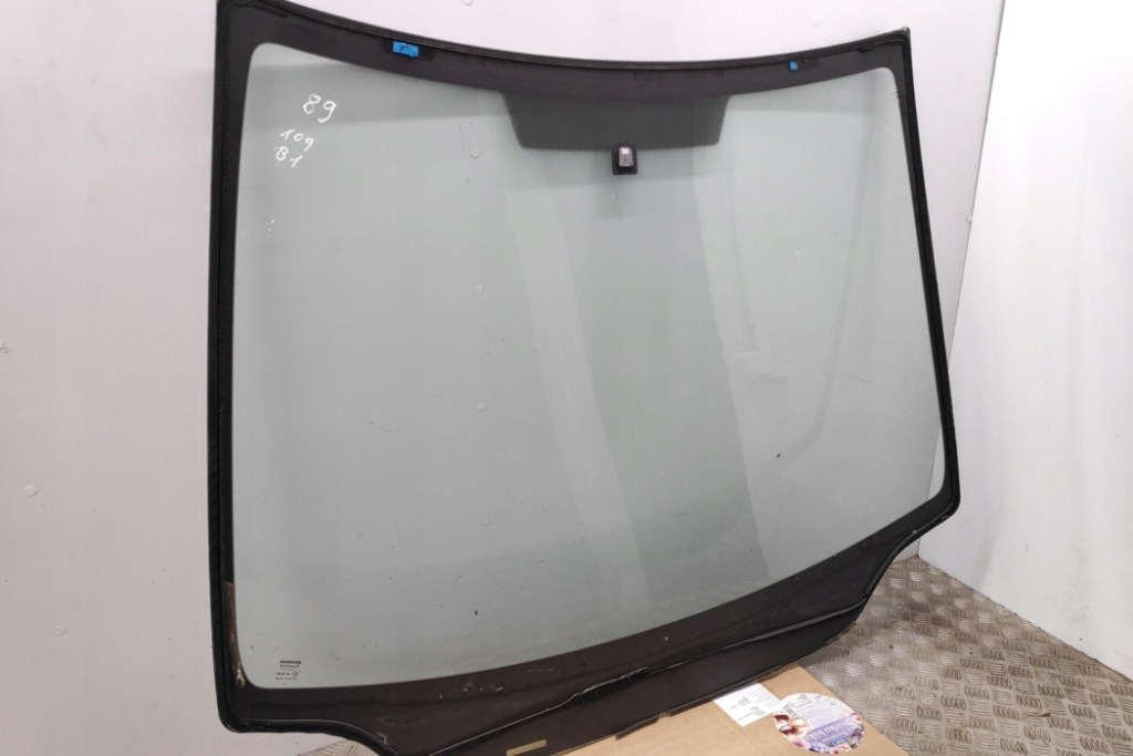 Стекло передняя honda civic viii хэтчбек fn, fk 43r001589 1.8l бензиновый с Разборки