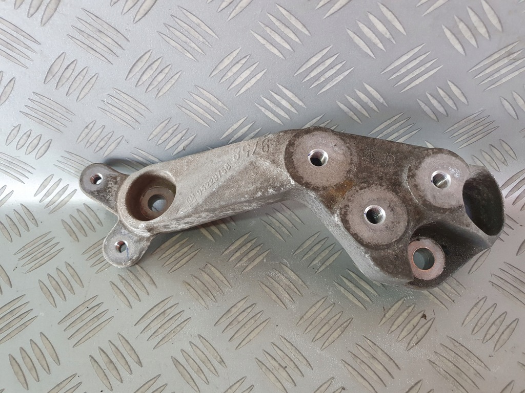 фото №1, Кронштейн кронштейн коробки opel mokka 1.4 turbo