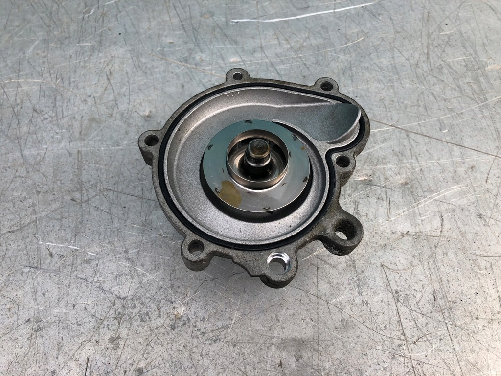 фото №2, Mercede r172 1,8 cgi насос wody m271 r2712010401