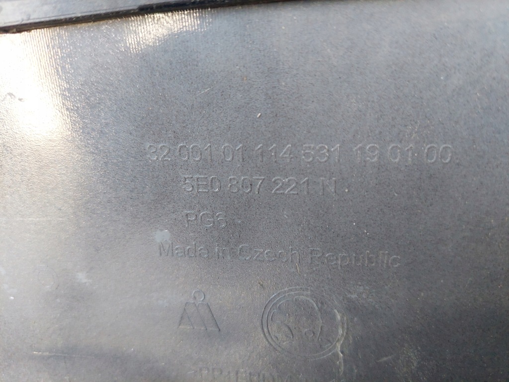 фото №16, Skoda octavia iii lift 15r .бампер перед a154