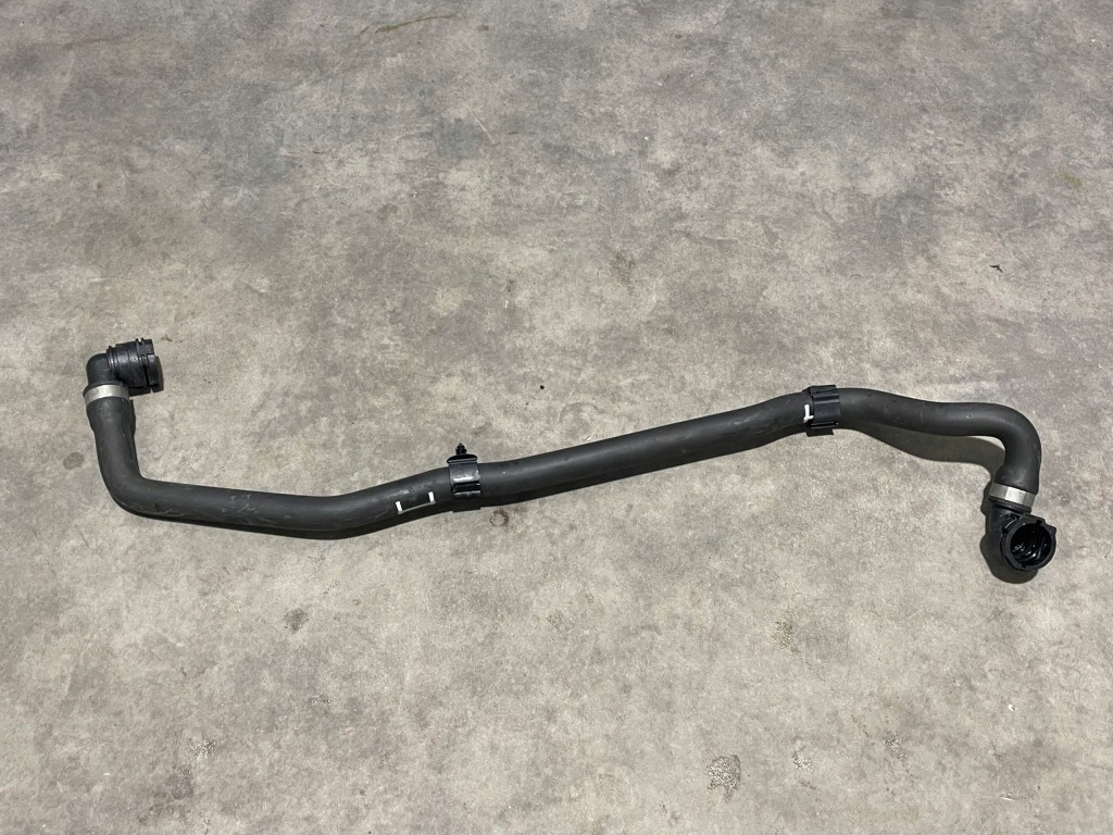 фото №1, Bmw x4 g02 lci x3 g01 шланг пабтрубок  воды 9894745 трубка 12km!