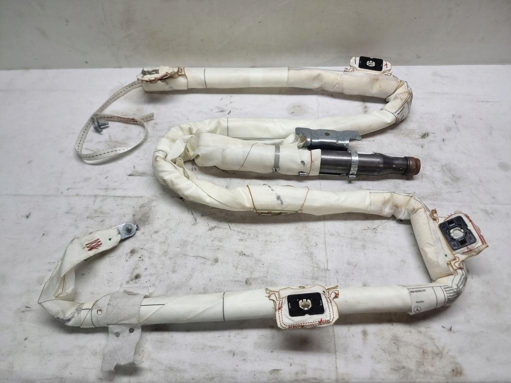 фото №1, Mercedes w166 шторка безпеки права