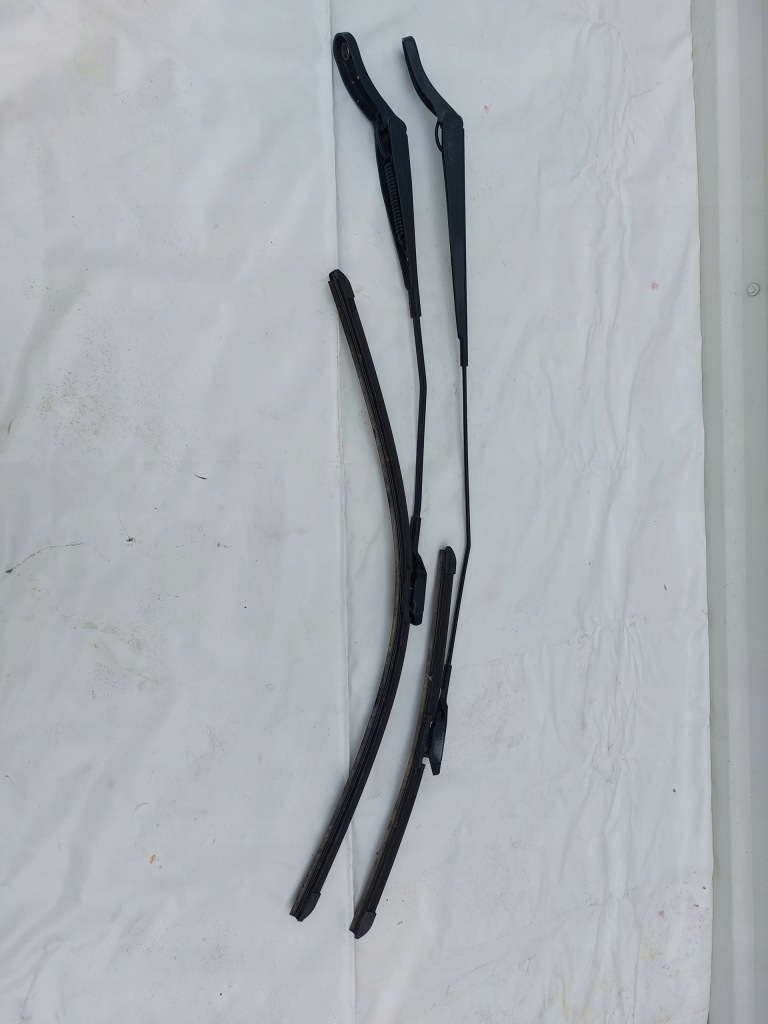 фото №1, Рычаг дворники p + l перед kpl peugeot 208 i eu