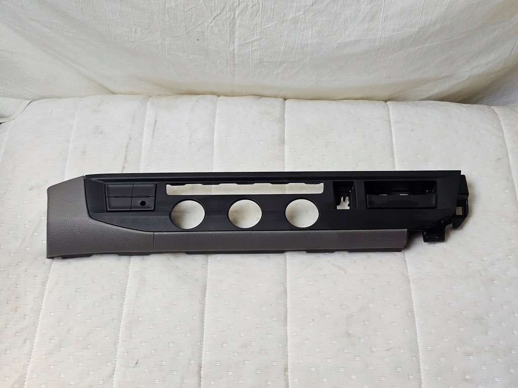 фото №1, Защита молдинг заглушка рамка панель кондиционера vw transporter t6 t6.1