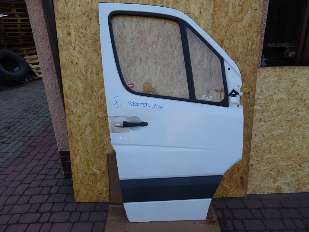 фото №1, Mercedes sprinter 906 дверь правое правый перед
