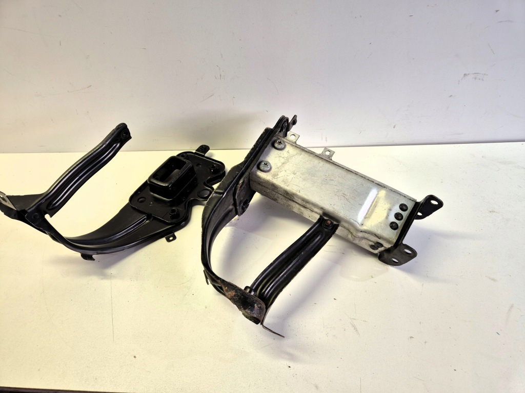 Купить Mercedes w211 кронштейн  бампера левая абсорбер левое  оригинал