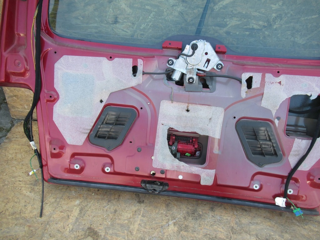 фото №9, Крышка багажника задняя peugeot partner i