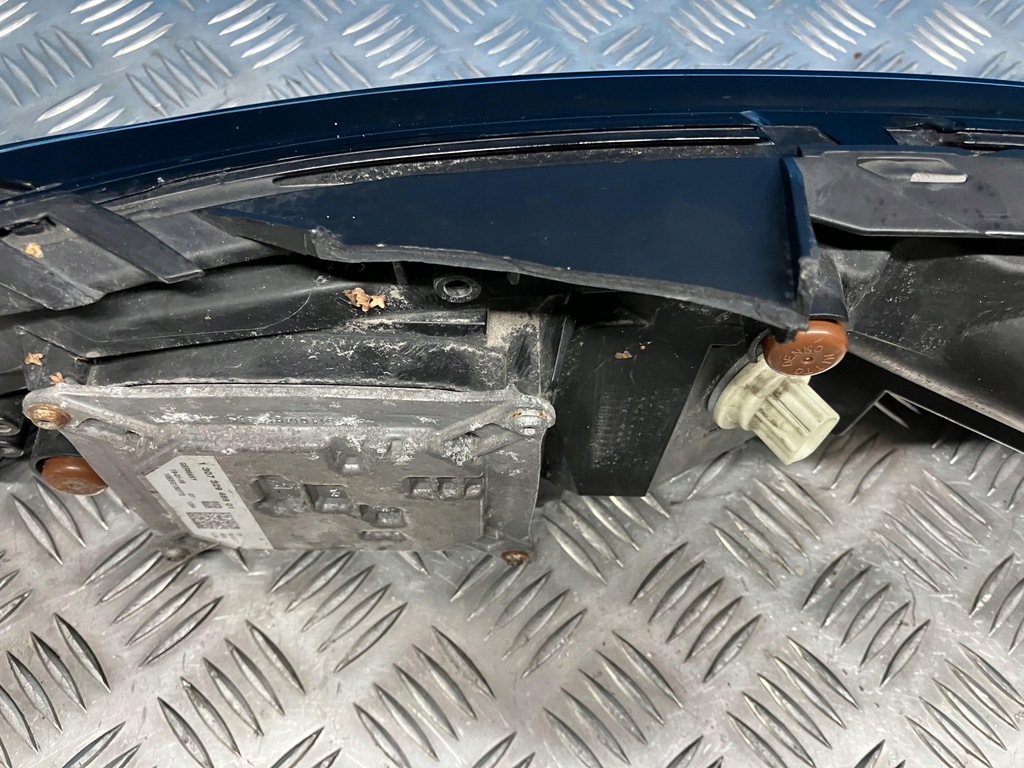 фото №13, Jeep cherokee v kl лампа led правый перед правая