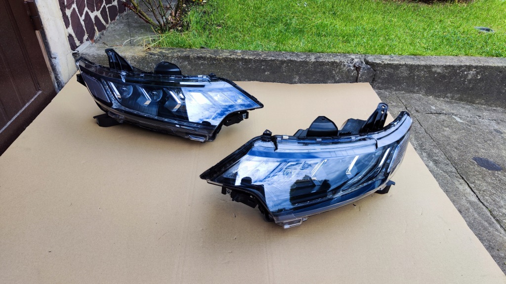 Купить Outlander рестайлинг  19- фара перед full led правый  r европа