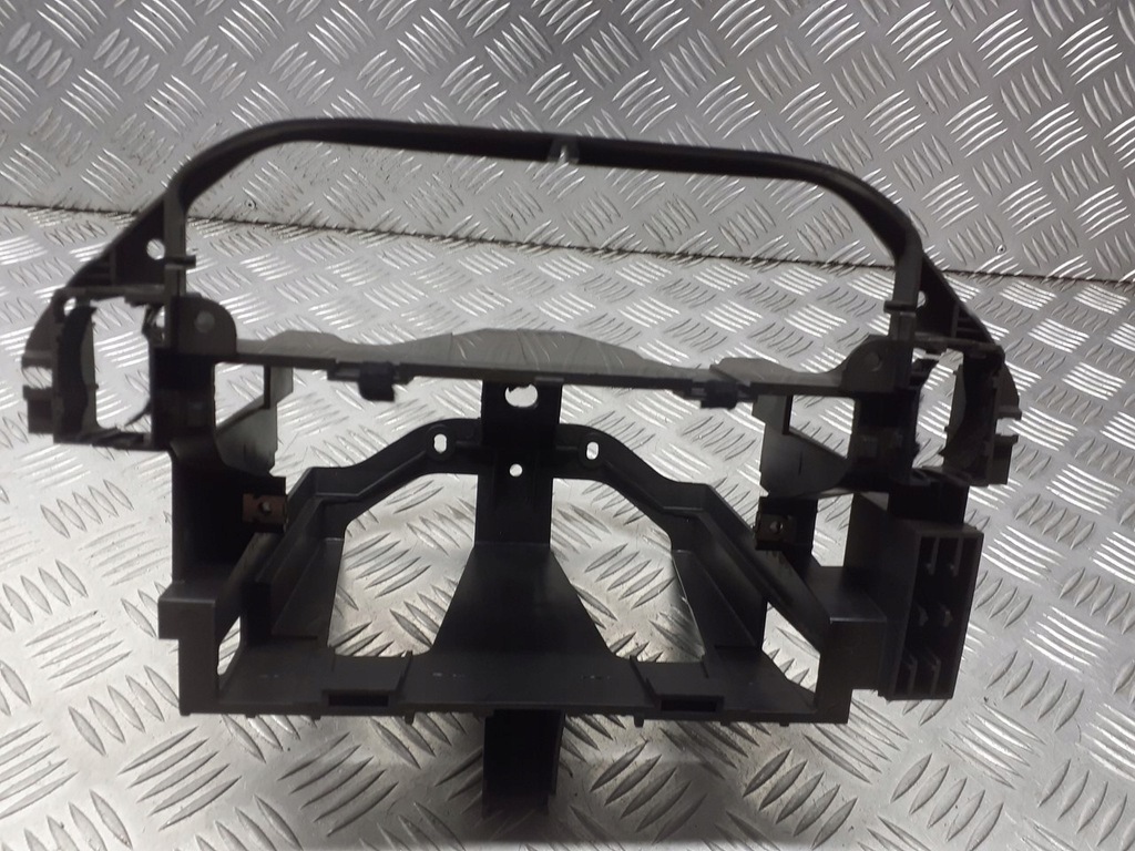 фото №1, Рамка радио ford c-max 3m51-18a998