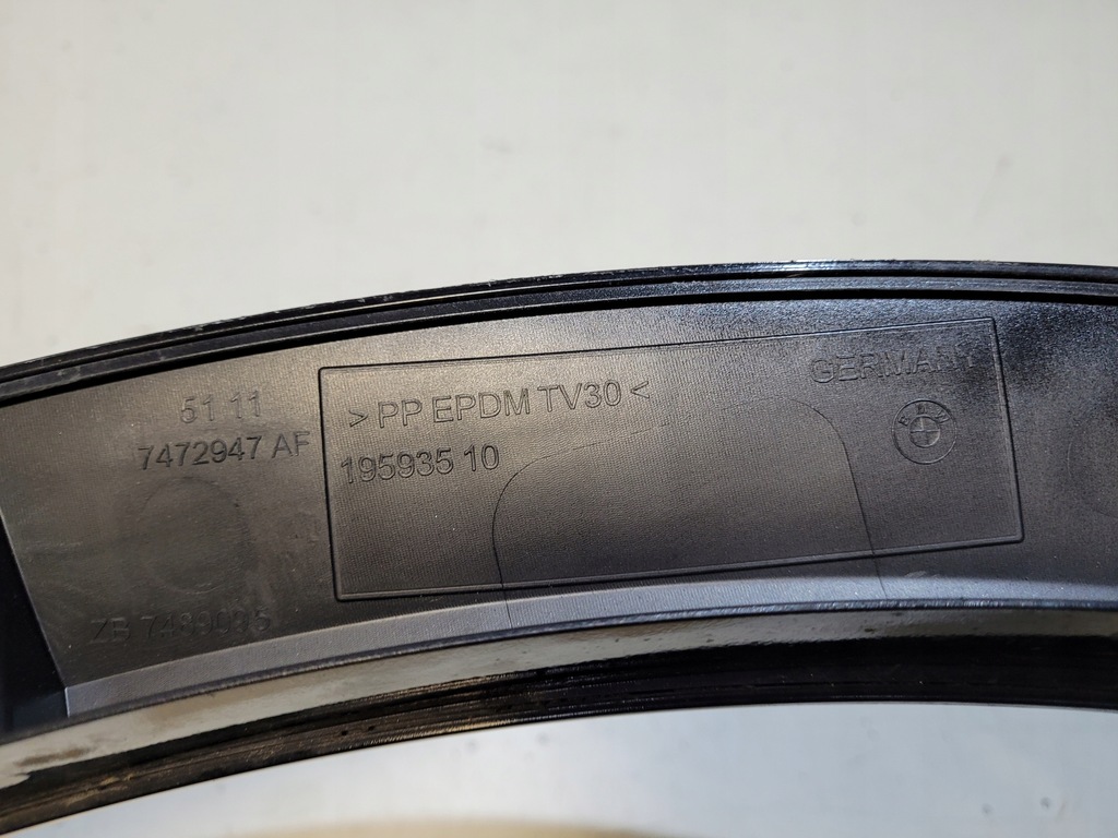 фото №7, Молдинг крыла левый задняя bmw i3 s