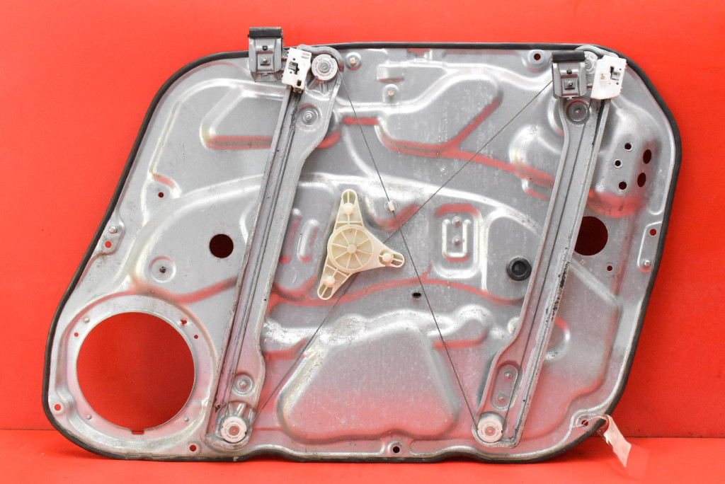 фото №5, Подъемник стекло левый перед eu 82470-2r000 hyundai i30 1 i fd kombi 07-10