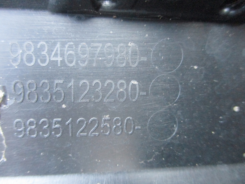 фото №10, Спойлер диффузор dół накладка бампер задняя задний citroen c4 iii 20- 983481208