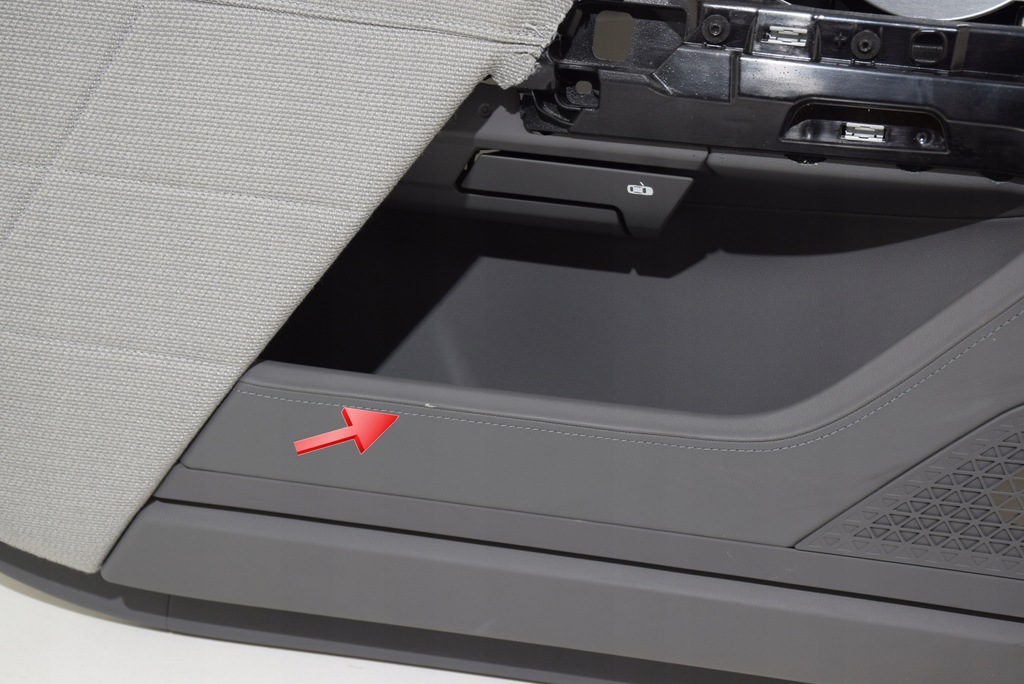 фото №16, Bmw 7 g70 обшивка дверь левая перед водителя bowers wilkins veii кожа merino