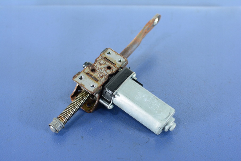 фото №5, Grand cherokee wk2 моторчик сиденье lewego перед