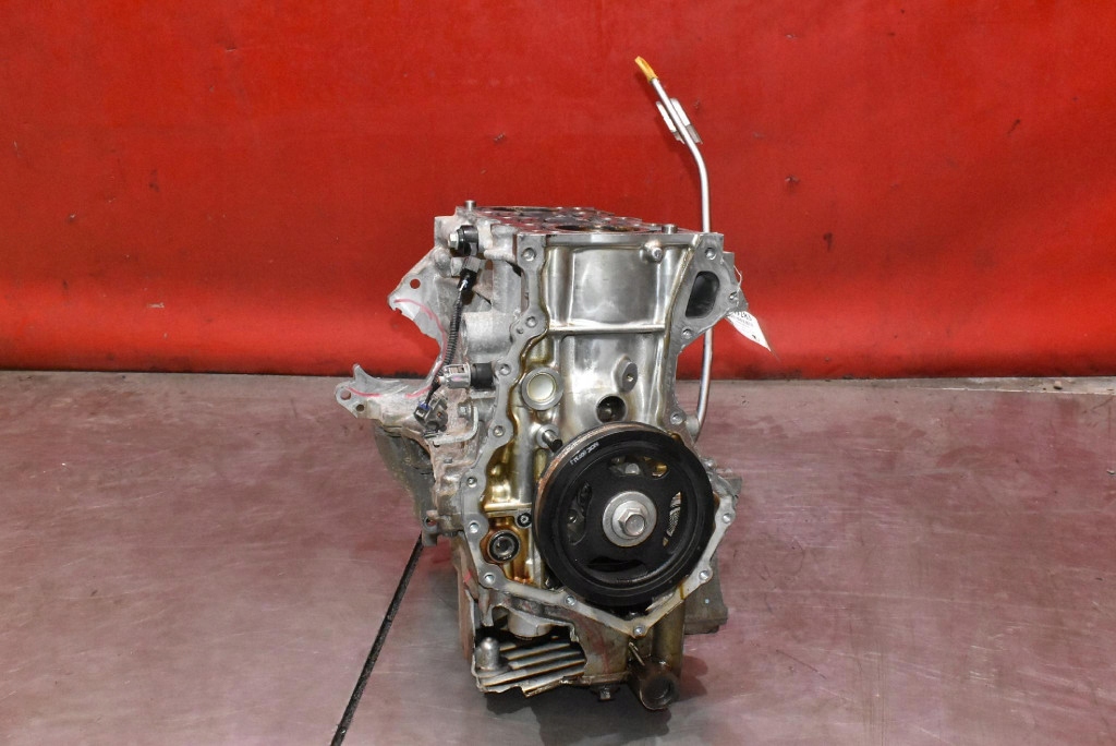 Блок низ  двигателя wał 2nr toyota yaris 3 3 1.5 dual vvti 111 km 17-19 в Украине