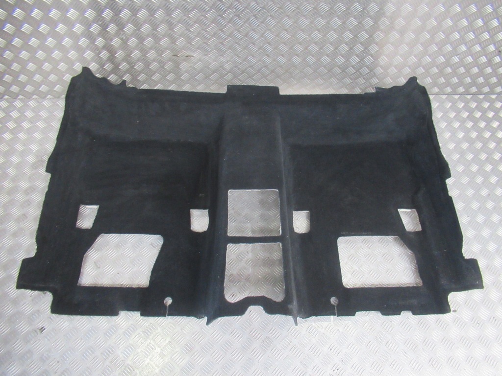 фото №1, Mercedes w213 kombi коврик задняя обшивка задняя