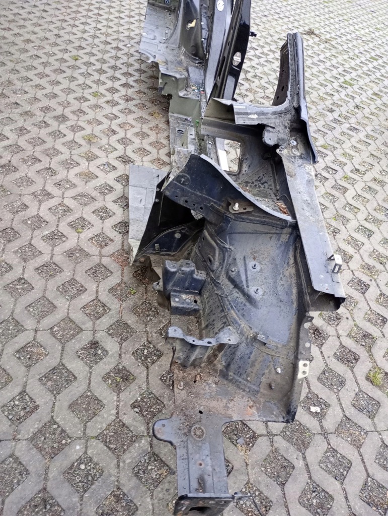 фото №7, Чверть ліва vw tiguan 5n0 r-line lc9x