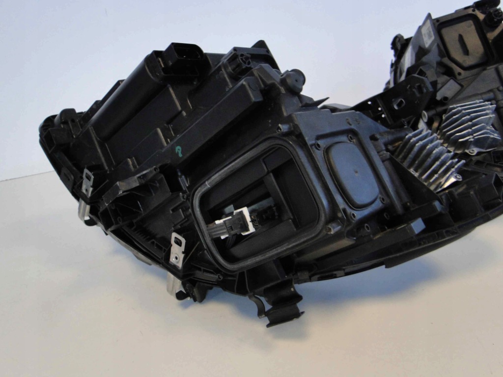 Mercedes w246 246 рестайлинг  фара левая led high perform Доставка