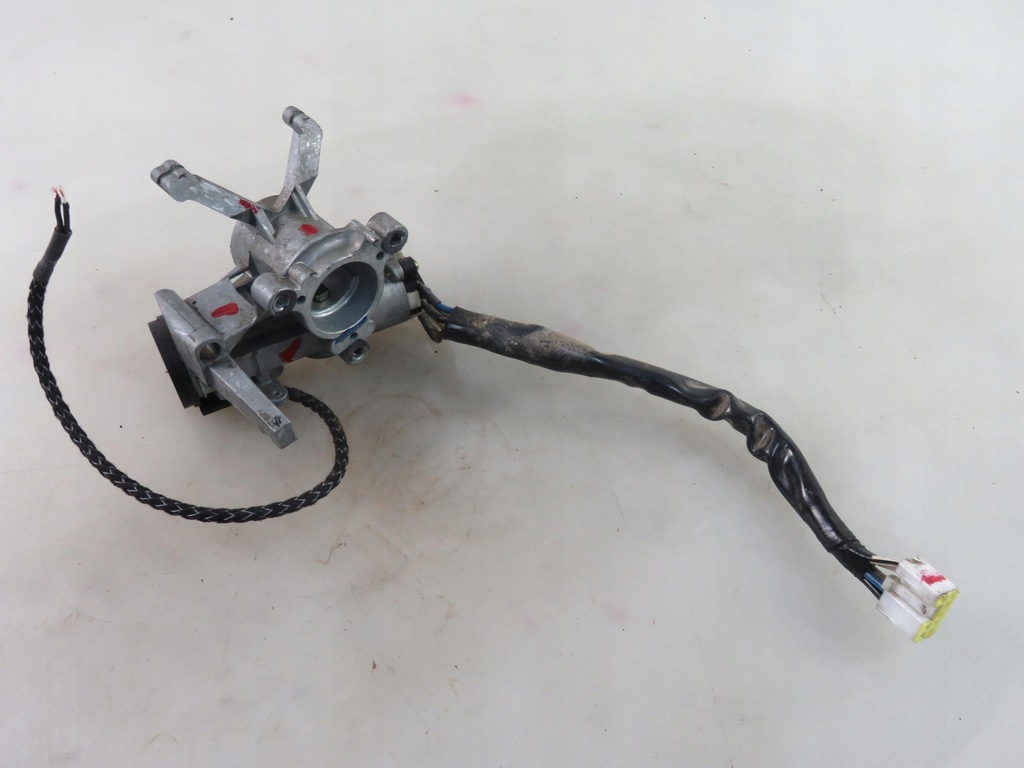 фото №5, Замок зажигания вкладка opel frontera b