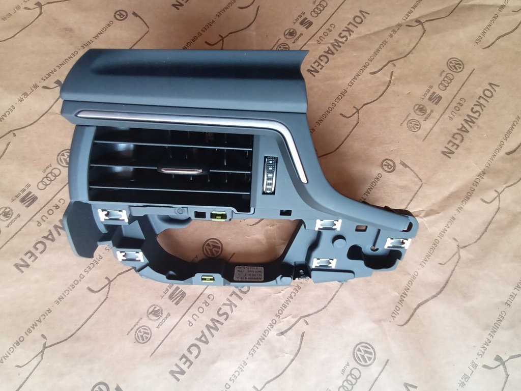 фото №9, Решітка обдув повітря a4 b9 a5 f5 pooświetlana 8w1820901b idealna 72km