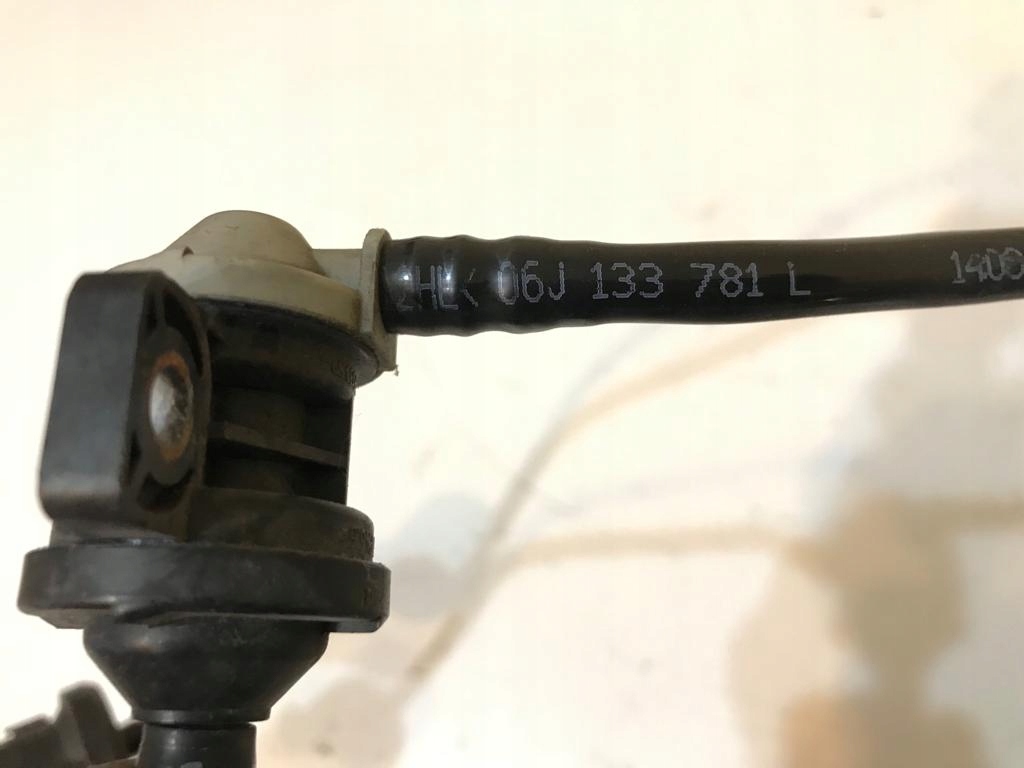 фото №5, Клапан вакуумa шланг volkswagen audi 06j133781l 1.8tsi