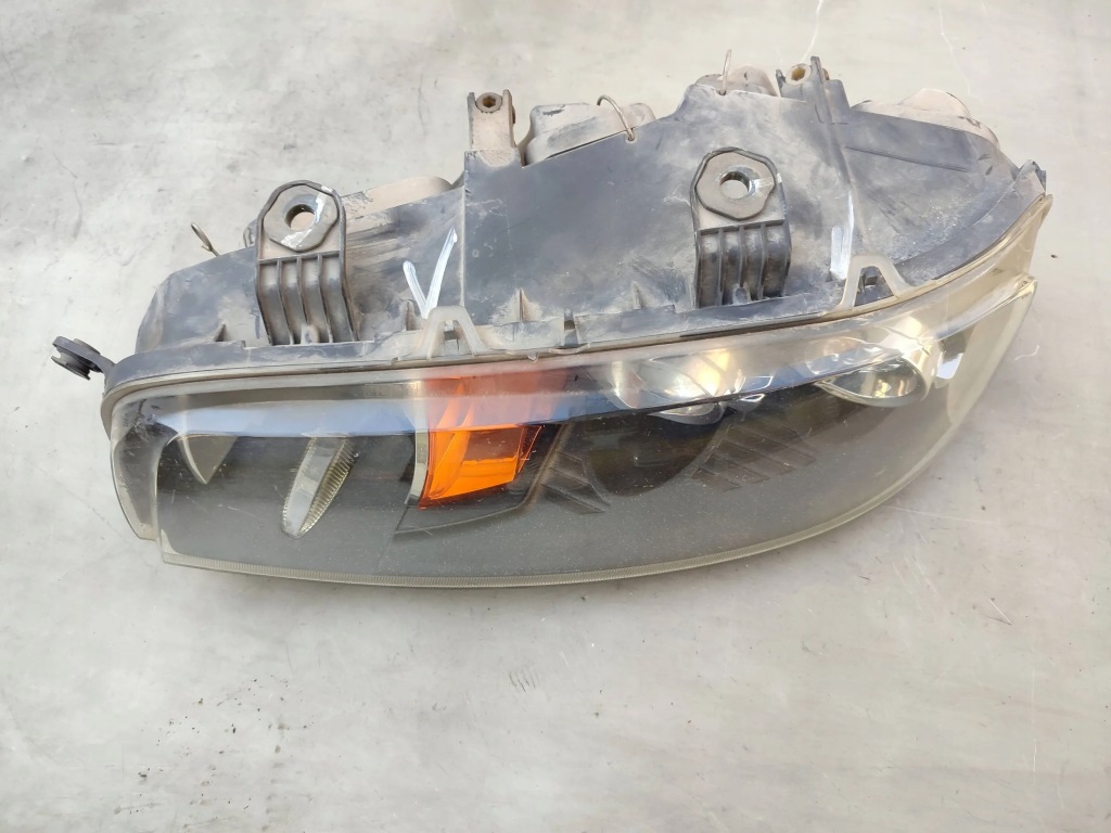 фото №1, Фара лампа лівий перед fiat punto ii 188 2001