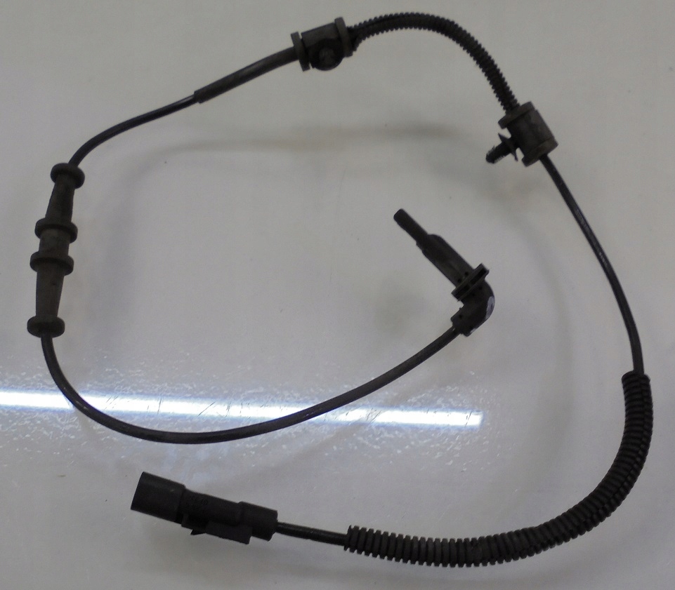 фото №1, Opel astra j 15 r датчик abs перед