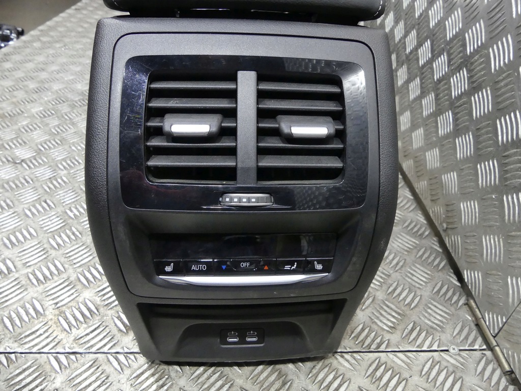 фото №13, Bmw x3 g01 ix3 g08 bev sport оббивка сидіння підігрів заднє сидіння тунель обшивки