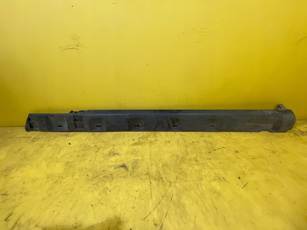 фото №3, Dacia sandero - поріг права сторона