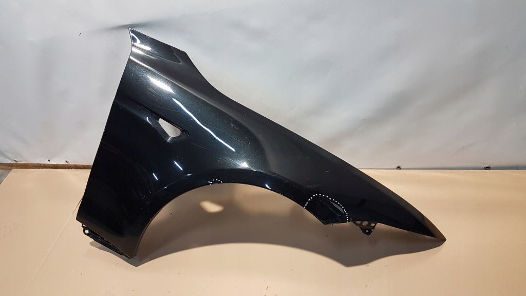 Купити Крила перед правий tesla s 12-16 оригінал