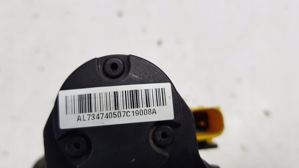 фото №13, Відбійник патрон капот bmw g11