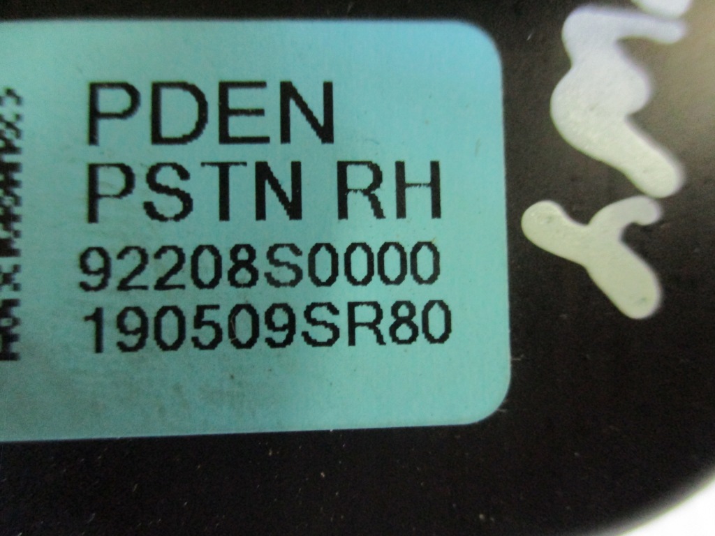 фото №5, Противотуманная фара правый led 3 pin hyundai i30 iii 3 92208s0000