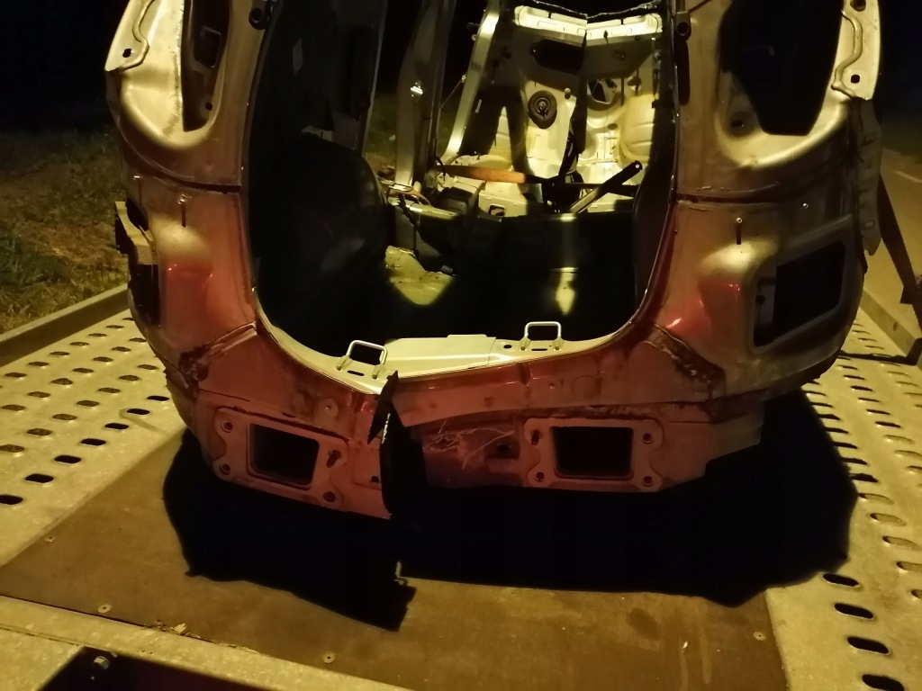 фото №4, Четверть / половина правая lub левая opel meriva b