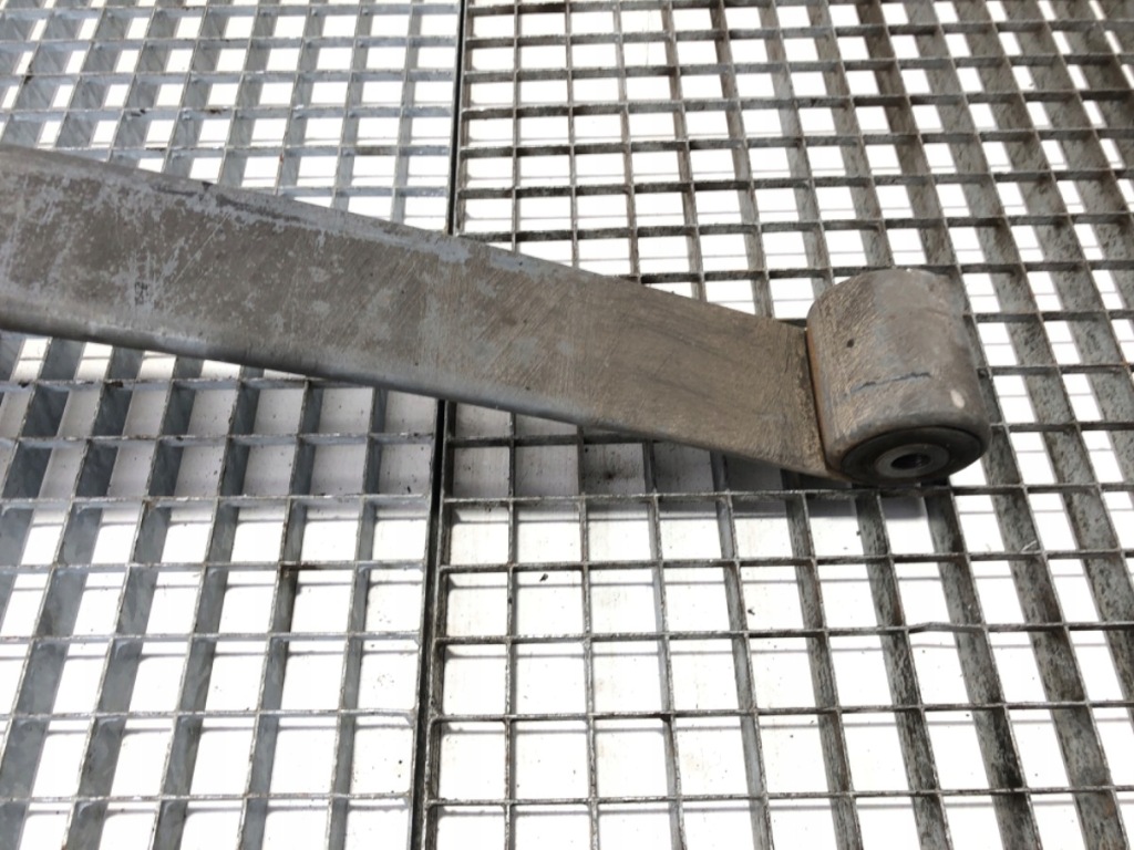 Рессора правый задний  renault master iii bus щетка задний, правая Недорого